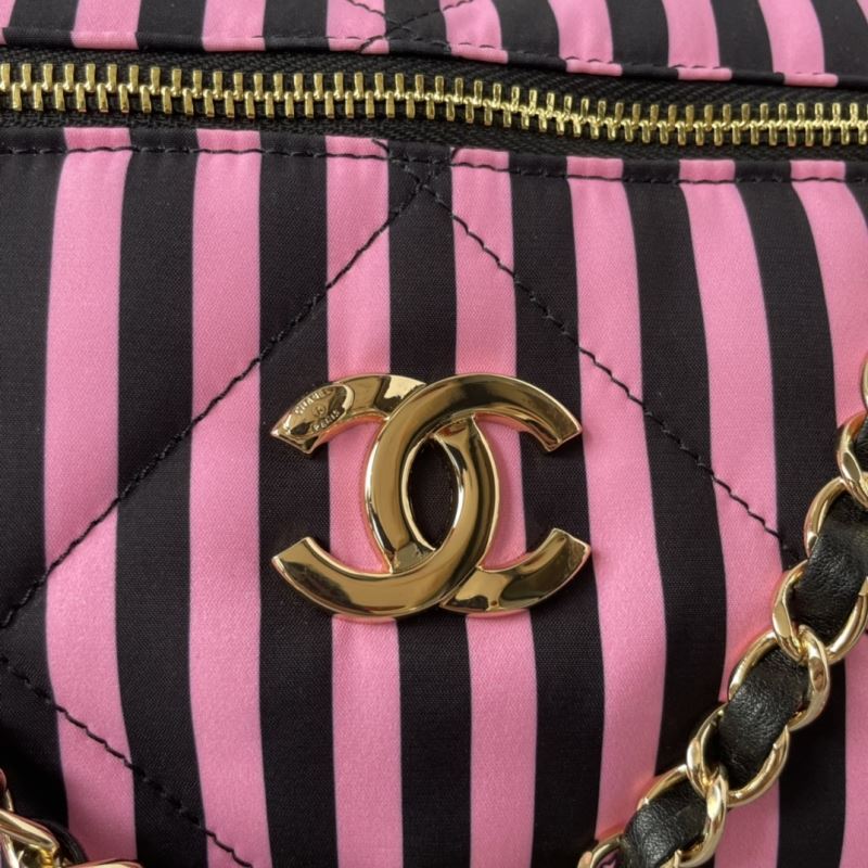 Ch**el round bags